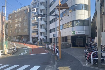 ushigome-kagurazaka-staision