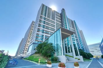 ワンダーベイシティＳＡＺＡＮ　フロントウイング 