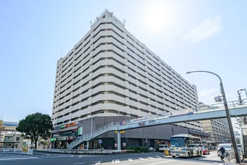 磯子駅前ビル住宅