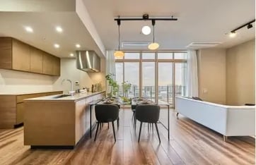 ベイズ　タワー＆ガーデン