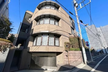 レグナス市ヶ谷払方町