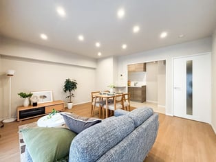 三鷹ナショナルコート