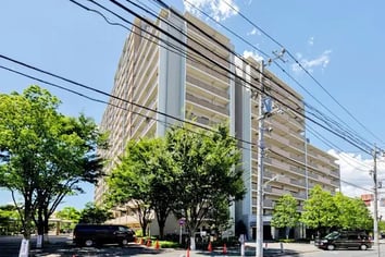 オーベルグランディオ萩中