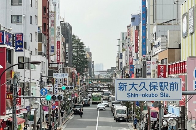新大久保駅周辺の住みやすさは？交通アクセス・治安などから住み心地を解説