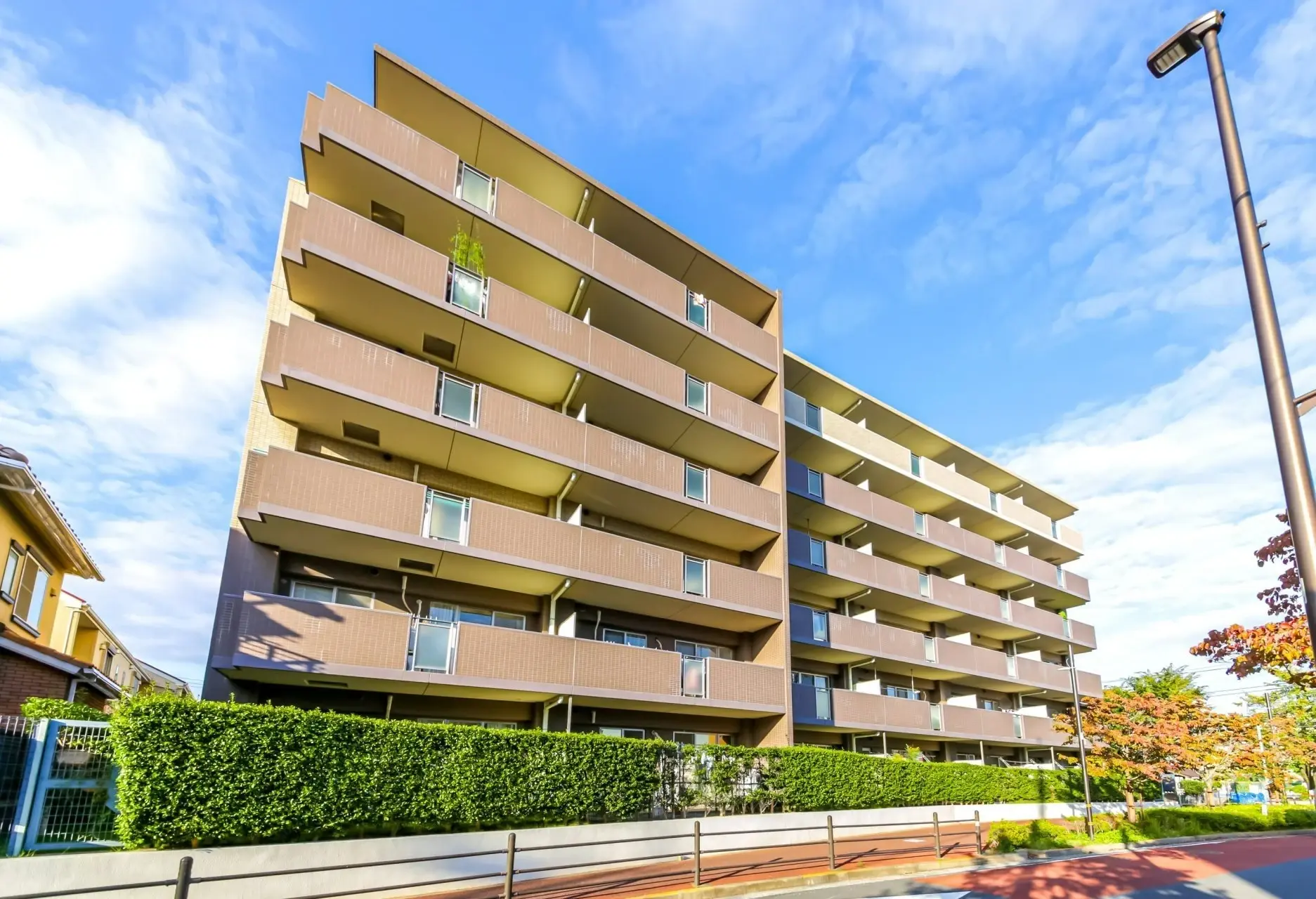 ゼファー西新井プラウディーヌ